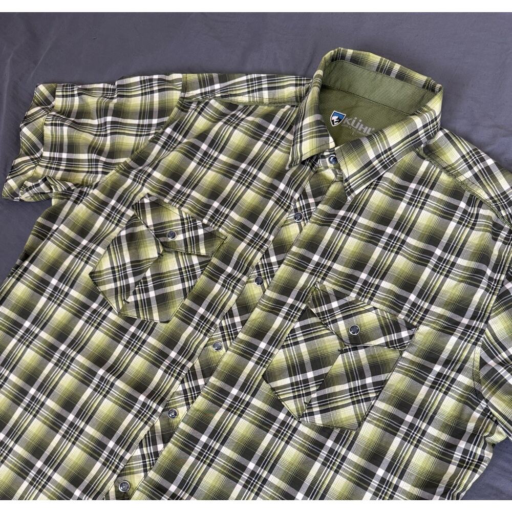 Kuhl ELÜXUR Men’s Large Green Plaid Snap Button Outdoor Hiking Utility Shirt S/S